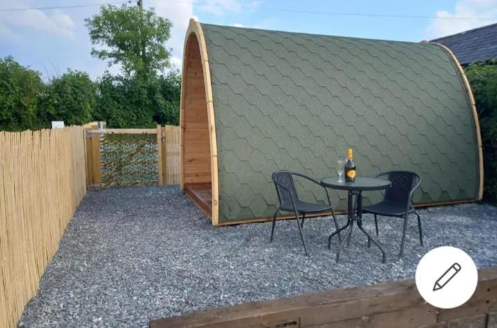 Pen Y Buarth Pod - Caravan Site Карнарвон Экстерьер фото