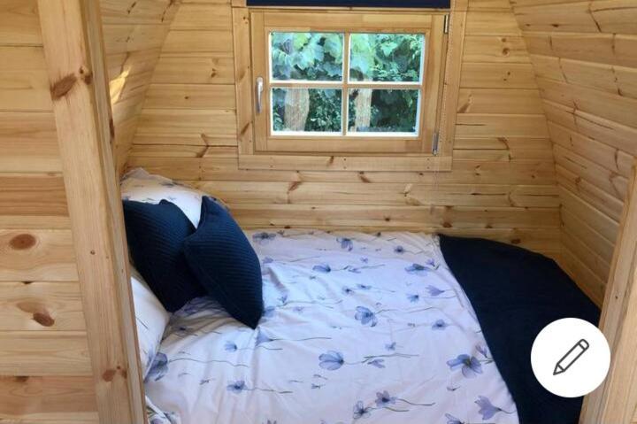 Pen Y Buarth Pod - Caravan Site Карнарвон Экстерьер фото